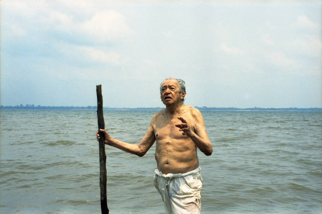 Poeta Thiago de Mello, que lutou pela Amazônia, morre aos 95 anos
