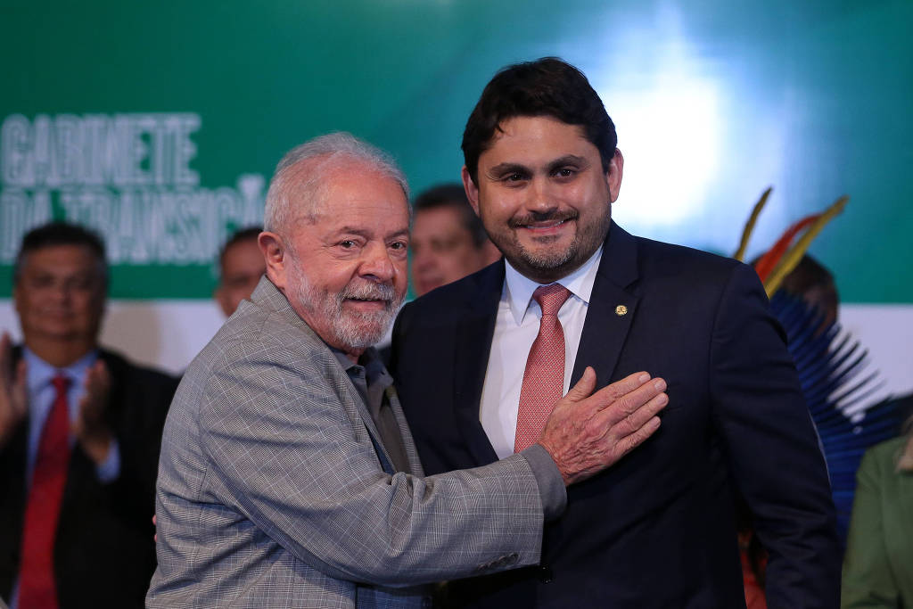 União Brasil não será base de Lula, diz líder do partido