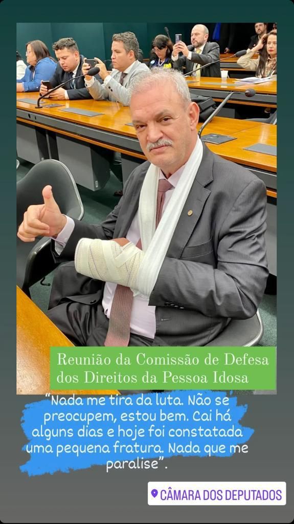 Murilo aponta para Geraldo, que trabalha para ter Tiago Botelho como vice