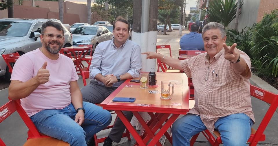 Simone balança, mas não cai!